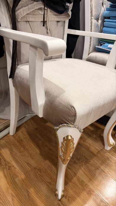 Стулья для гостиной