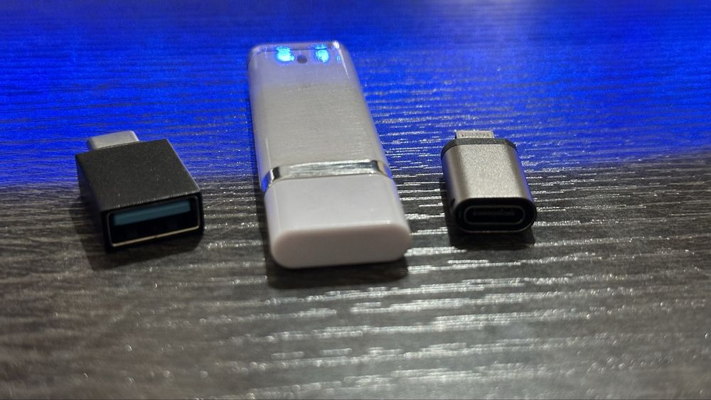 Set adaptoare + stick ubs