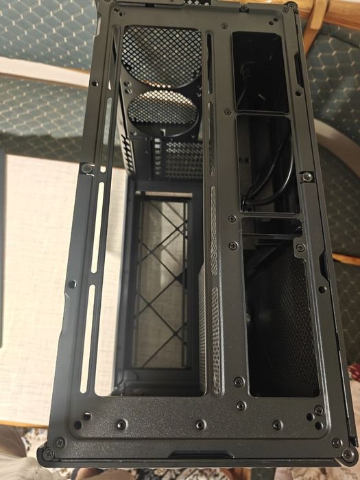 Корпус Montech hs02 новый!
