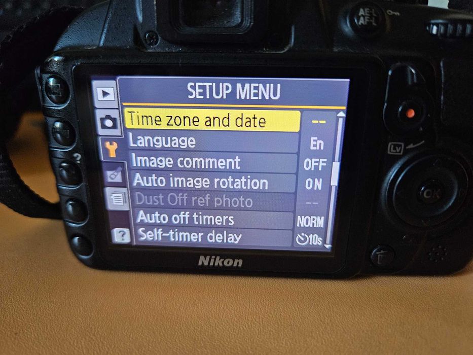 Фотоапарат NIKON D3100 с 2 обектива, чанта и други