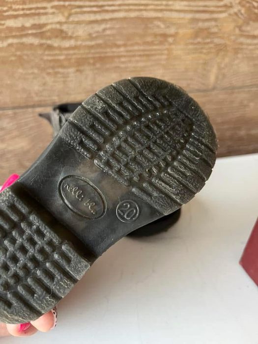 Детски боти размер 20