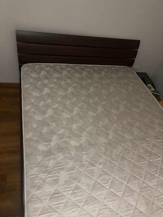 Кровать двуспальняя, Польша