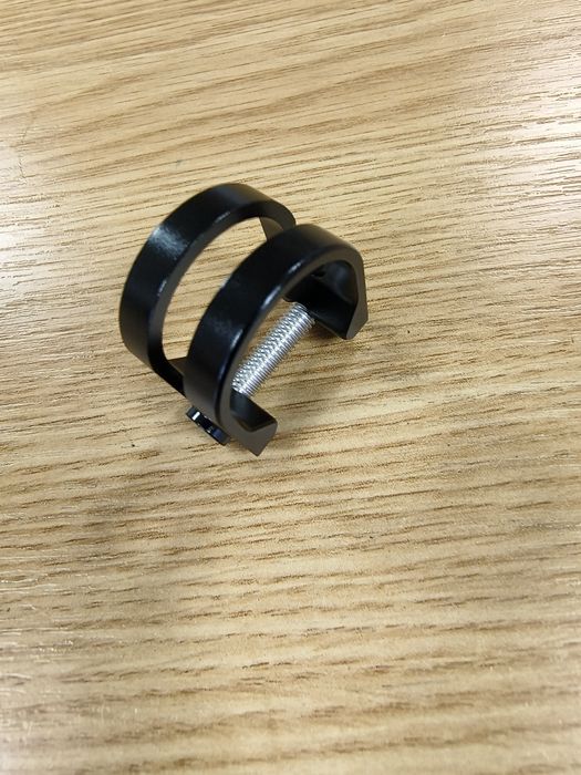 Скоби за спирачки и команди Sram