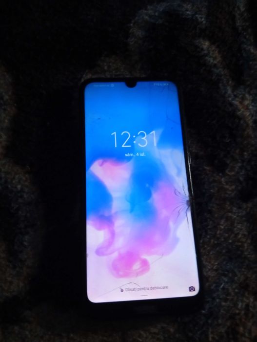 Telefon Huawei y19 2019