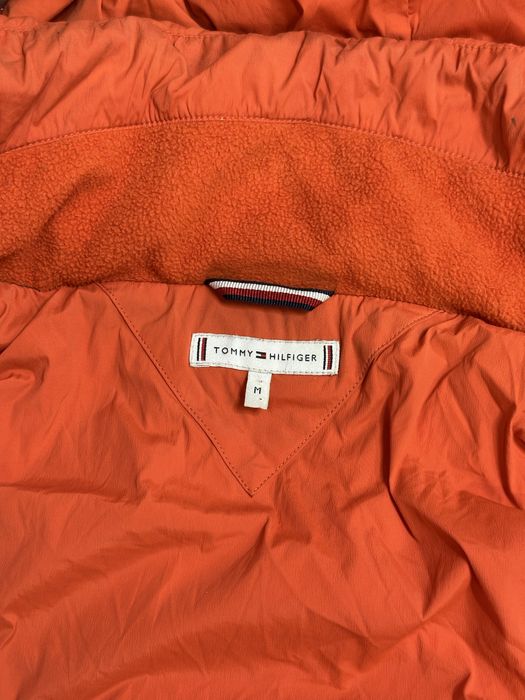 Дамско зимно яке Tommy Hilfiger — размер М, отлично състояние