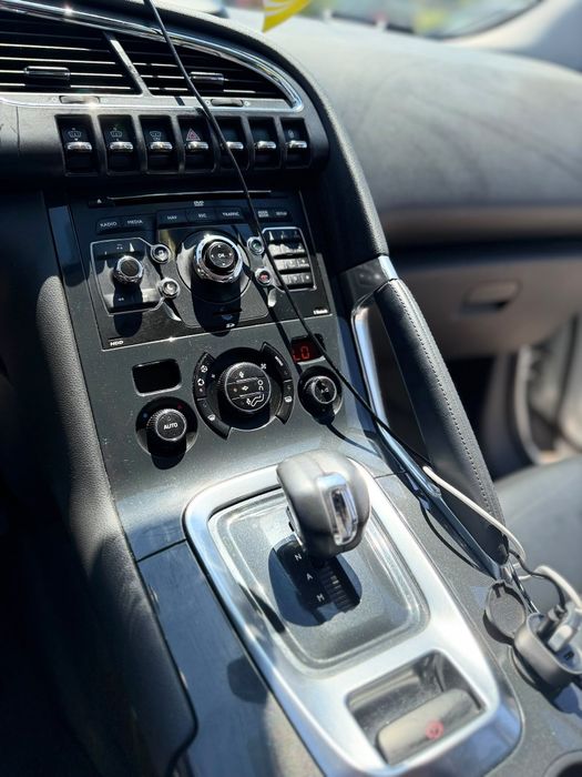 Peugeot 3008 hybrid an 2012