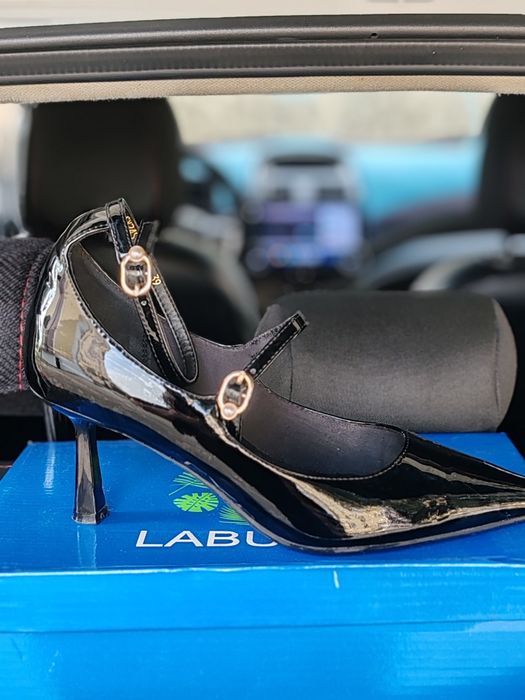 Туфли фирма Obba ТУРЕЦКИЕ. В идеальном состоянии очень уборная колодка