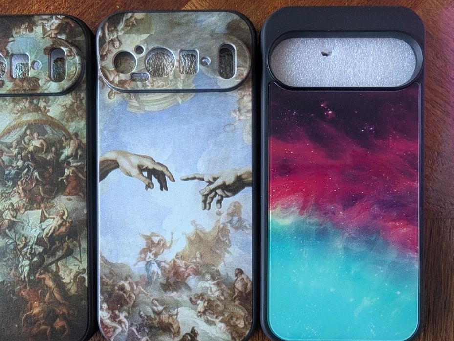 Подарявам кейсове за телефони