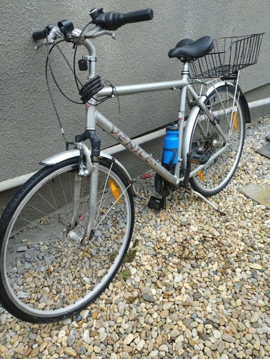 Vând bicicleta bărbați