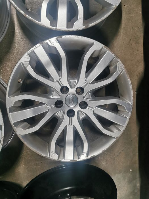 Джанти за ленд ровер 21