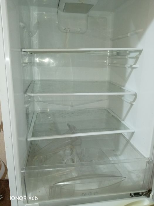 Холодильник LG, в нормальном состоянии