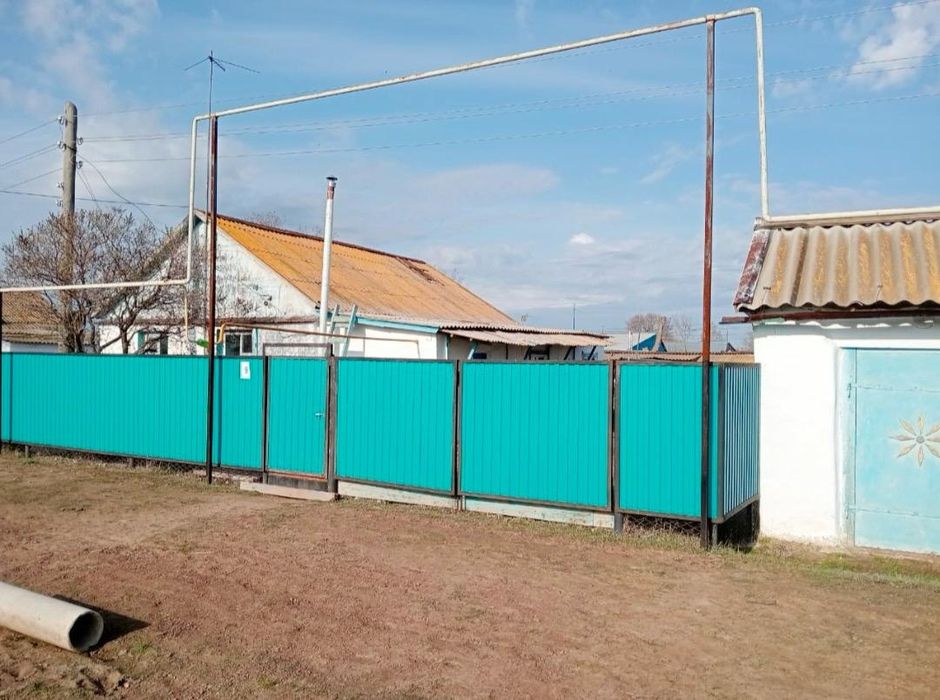 Продается дом в селе Аксуат