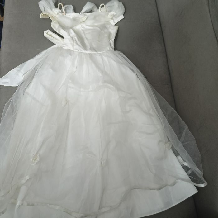 Джинсы и шорты на девочек