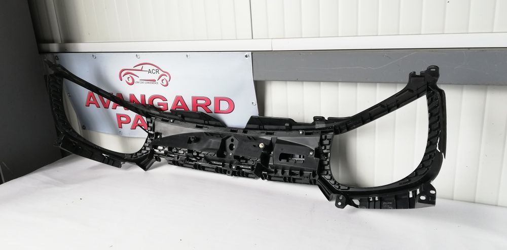 Маска/решетка Suzuki Ignis 3 2016- 3 броя