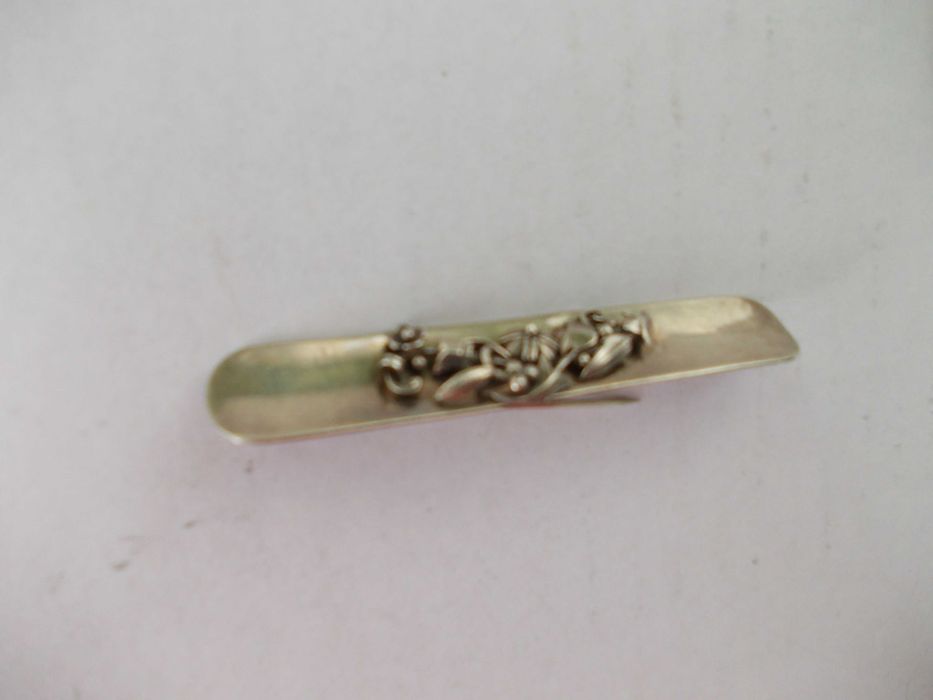 Brosa veche din argint 4