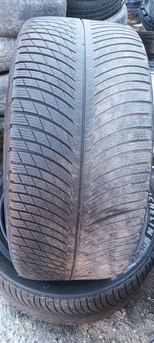 Гуми 285/45/22 и 385 /40/22 DOT 22