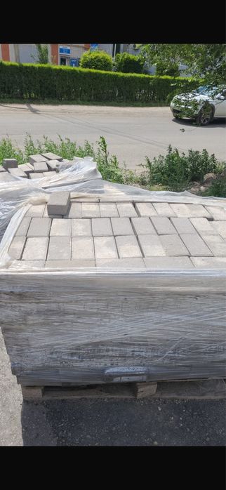 Продам брусчатку и бордюры, новые
