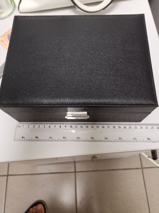 Голяма кутия за бижута