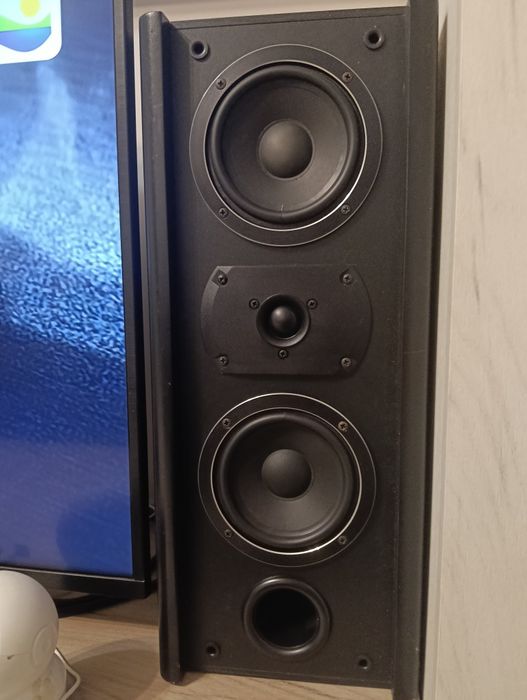 Boxe si amplificator hifi