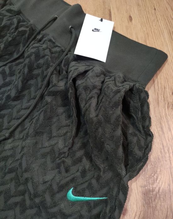 Pantaloni damă Nike mărimea S