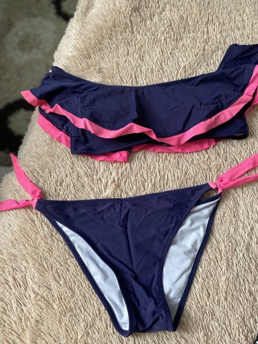 Продам купальники