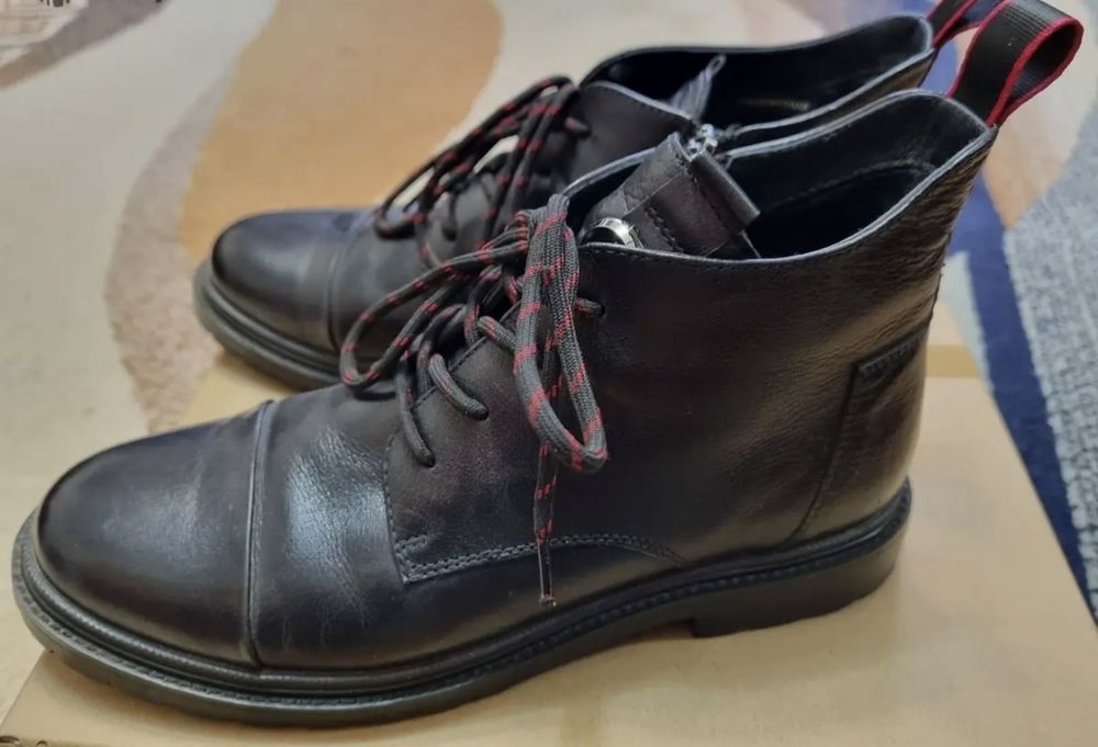 Ботинки осенние бренда Anemone