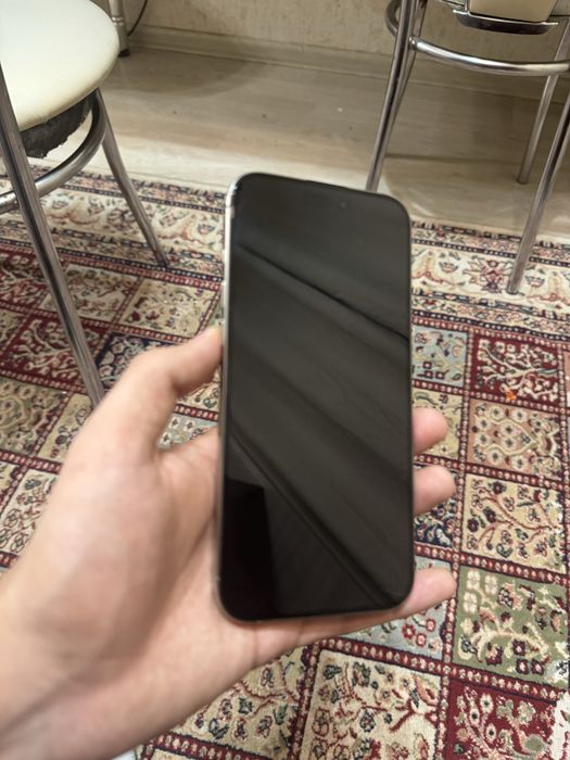 Iphone 16 pro max 256gb.