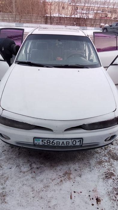 Продам машину Митсубиси галант