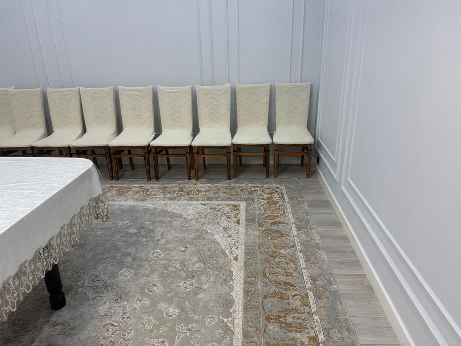 Стол и стулья 14шт