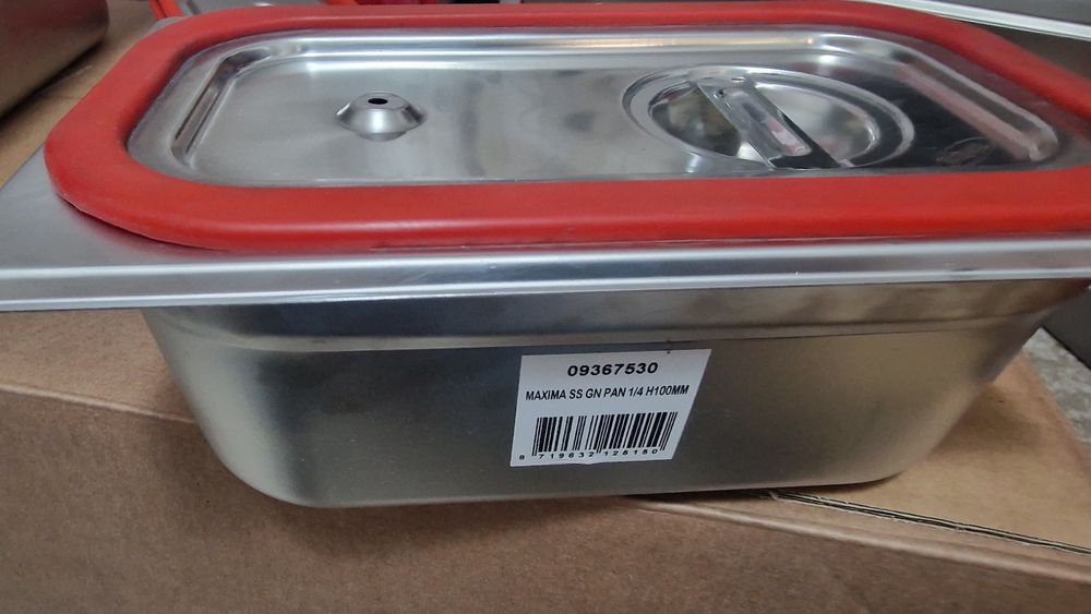 Cuve GN 1/4 si GN 1/2 cu capac silicon si H 100mm