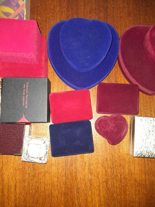 Продам  аксессуары  кор