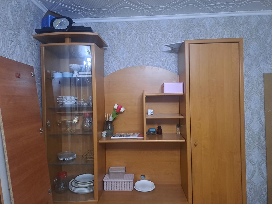 Мебель диван стенка