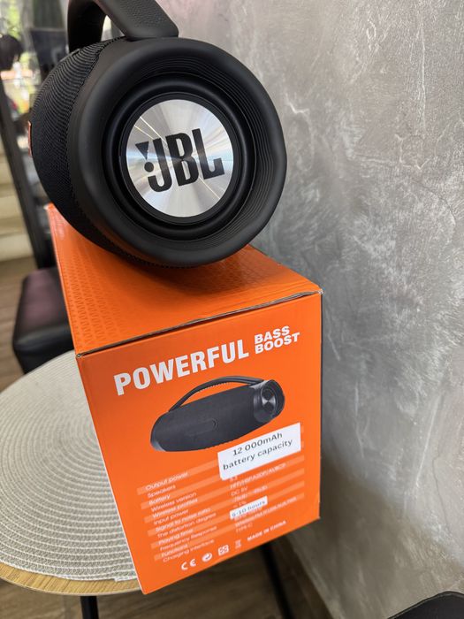 Голяма JBL Boombox 3 2x30w 60w 40см.