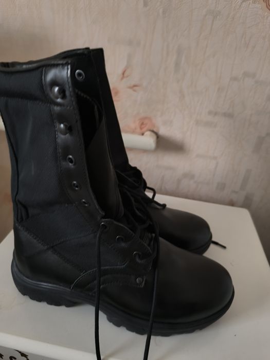 Берцы новый 42 размері, летный