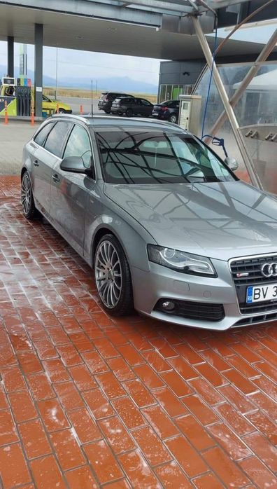 Vând Audi A4 2.0 Diesel, ,Automat 8+1 ! Mai multe detalii la tel 07717
