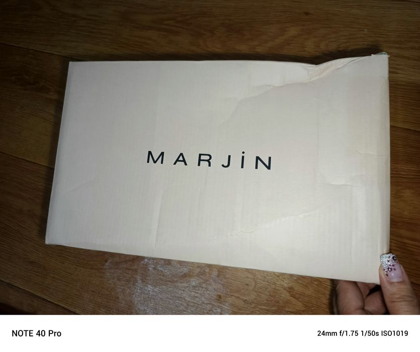 Женская обувь (босоножки)