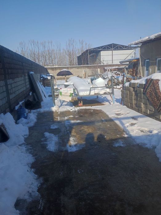 Srochna uy sotiladi  Navbahorda 6sotihli uy sotiladi