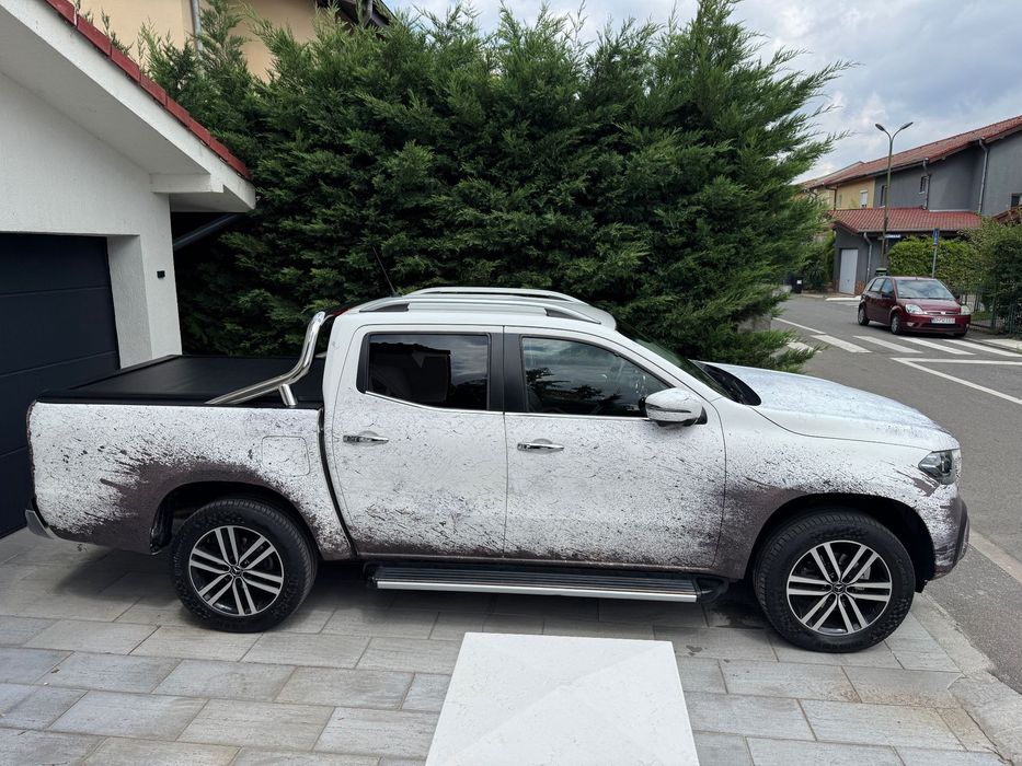 Mercedes-Benz X Mercedes Benz X, persoana juridica