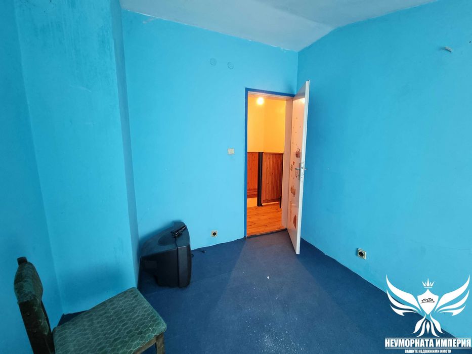 Продава се Тристаен апартамент в Асеновград - 87 кв.м за 1368 €/кв.м - Снимка #19