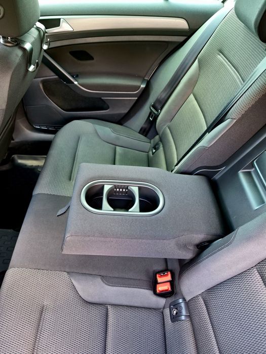 VW Голф 7  1.6 TDI