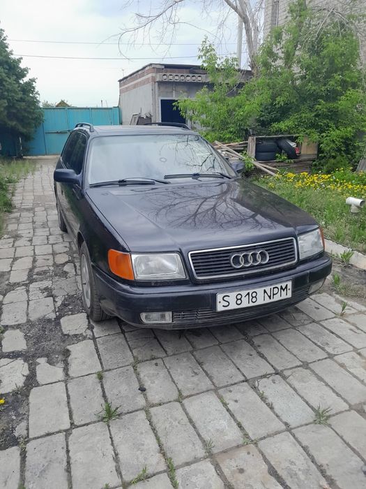 Продам Ауди 100С4