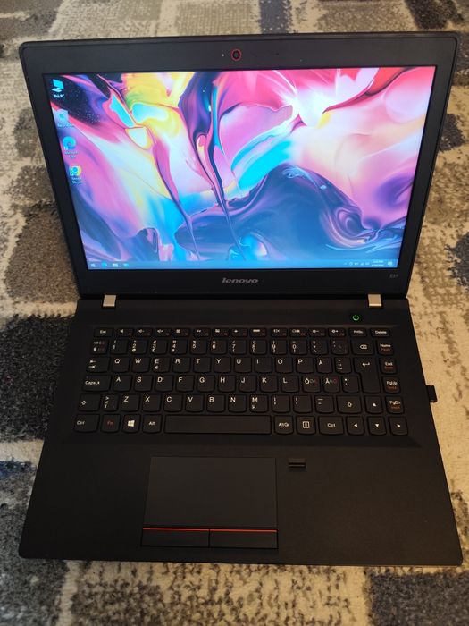 Laptop Lenovo E31