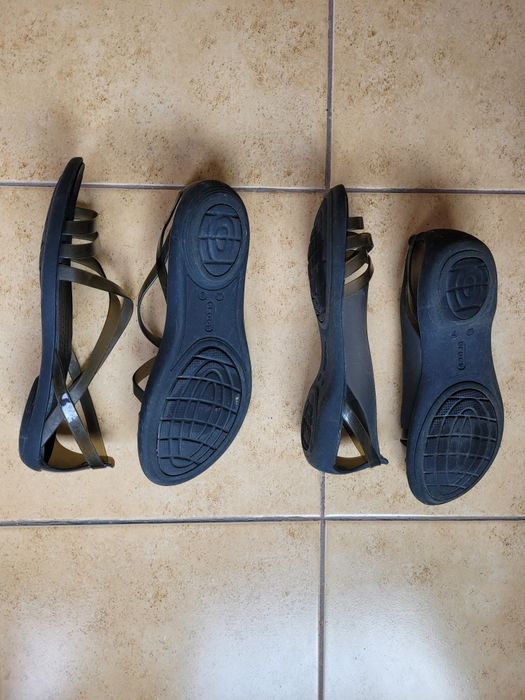 Продам crocs женские