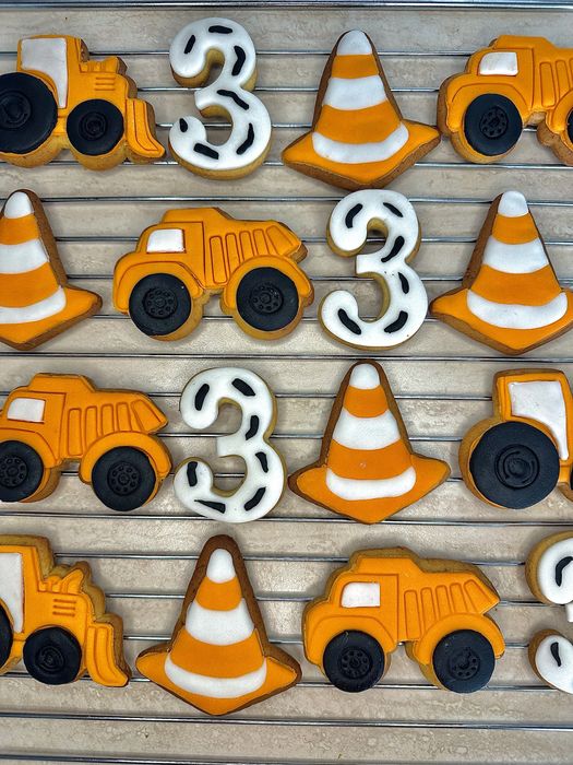 Тематични медени бисквитки - Кръщене, Погача, Рожден Ден, Завършване