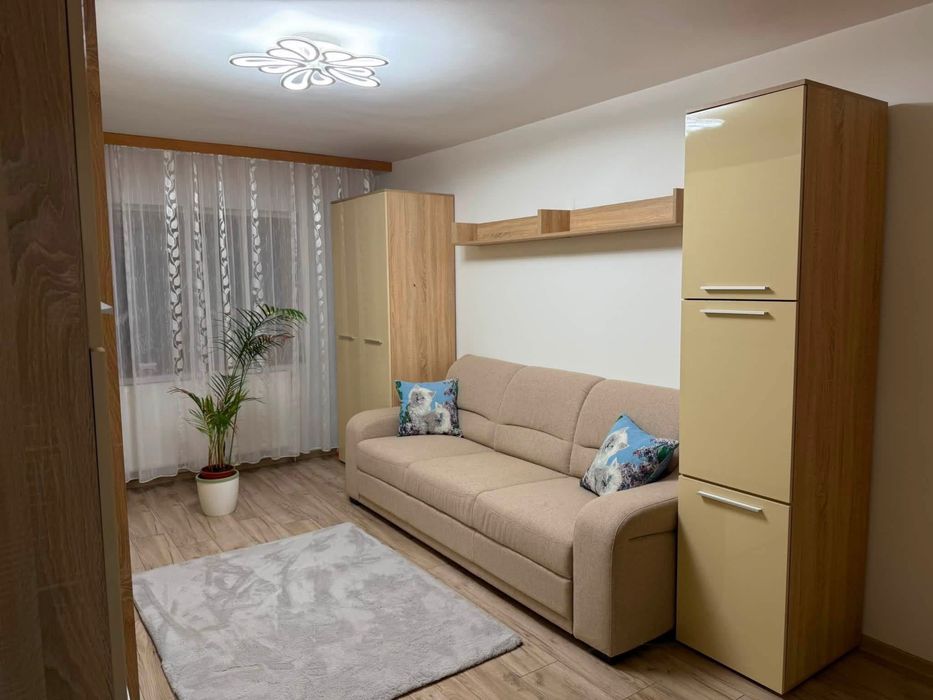 Inchiriez apartament 2 camere zona Lipovei - direct de la proprietar