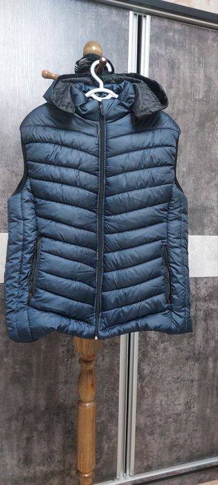 Tez va arzon sotiladi shimla 90mingdan qolganlari 60mingdan