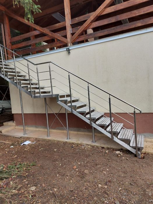 SCĂRI METALICE Interioare, Exterioare, Balustrade INOX , în toată Țara