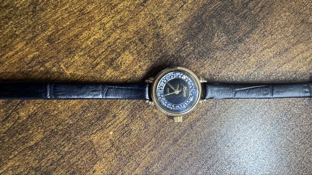 Часы золотые Ника