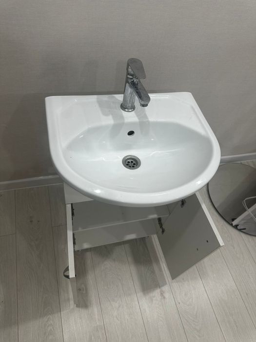 Тумба в сборе с раковиной