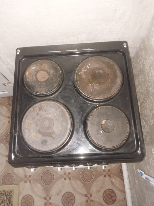 Элект.плита продам